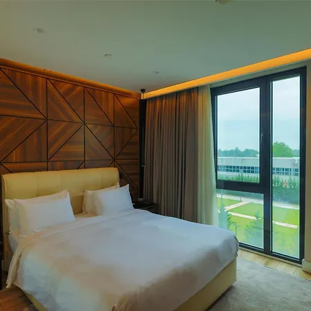 Radisson Blu Hotel, 5*