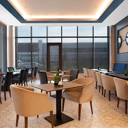Radisson Blu Hotel, Otel 5*