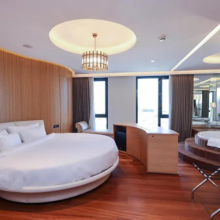 Szálloda Radisson Blu Hotel, 5*