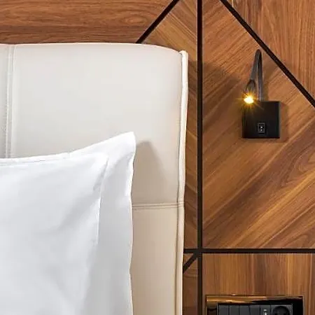 Ξενοδοχείο Radisson Blu Hotel, 5*